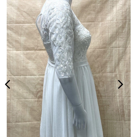 JJ's House Ivory Wedding Dress - Picture 6 of 8